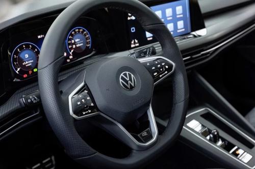 VW Golf