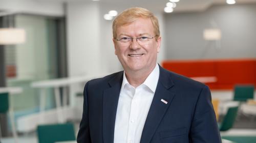 Stefan Hartung