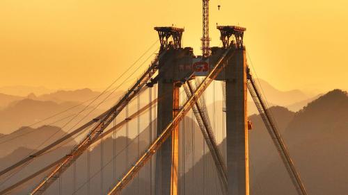 huajiang-canyon-bridge-10