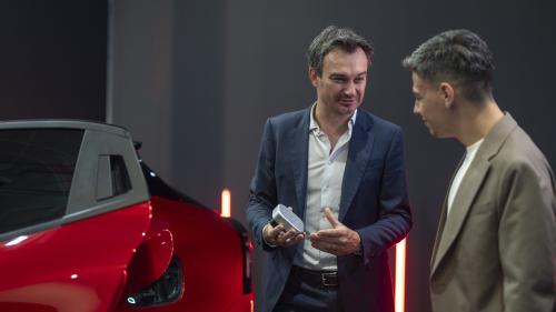 Alfa Romeo συνέντευξη με τον Daniel Guzzafame