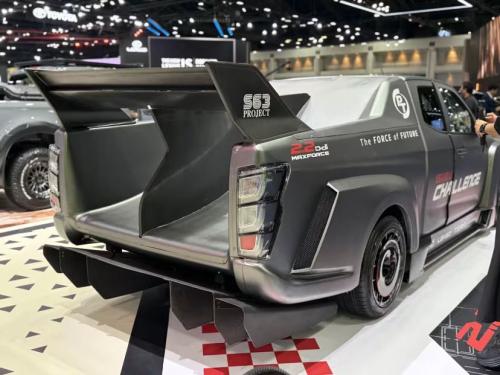 isuzu challenge d-max b