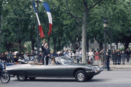 Ο Jacques Chirac με τη Citroen CX Prestige.