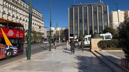 kamera kokkino syntagma 2