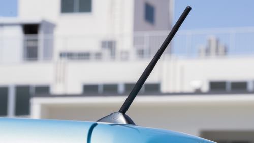 Η μικρές κεραίες που αντικατέστησαν τις παλιότερες χωρίς να μειώνεται η αποτελεσματικότητά τους