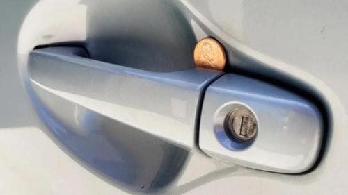 Κέρμα πόρτα αυτοκίνητο