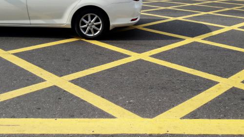 yellow box θεσσαλονίκη