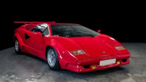 lamborghini countach b