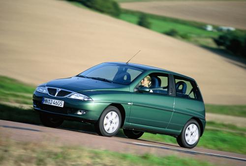 Lancia Ypsilon