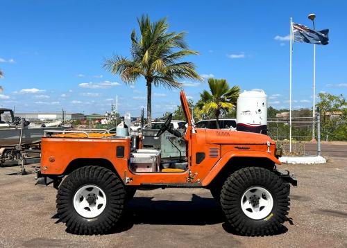 land cruiser b