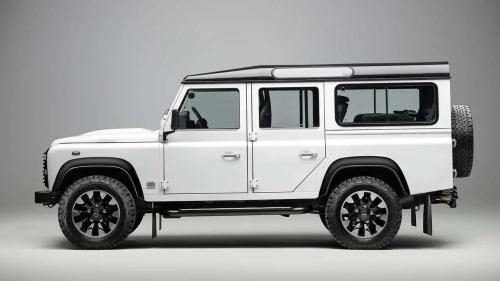 Land Rover v8 b