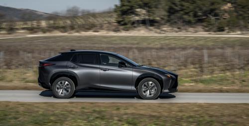 lexus rz
