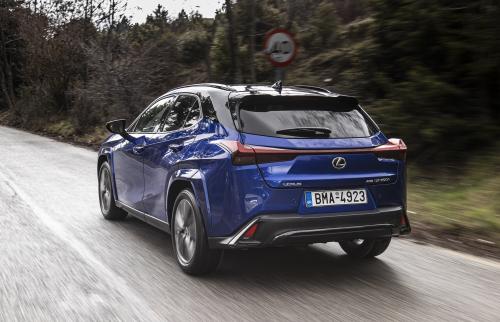Lexus UX 300h