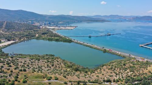 λίμνη κουμουνδούρου