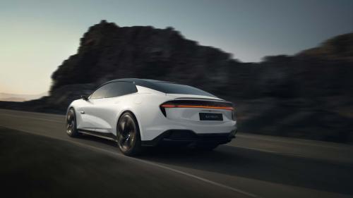 lotus eletre