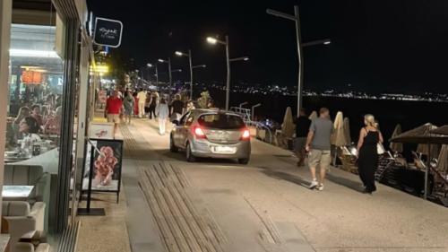 πεζόδρομο  