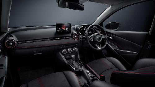 mazda2 b
