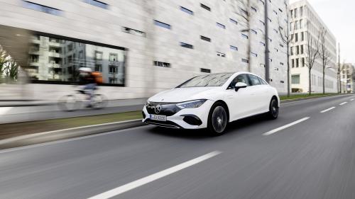 Mercedes EQE
