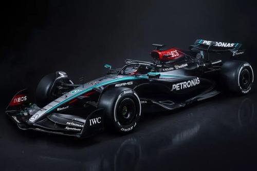 Mercedes W15
