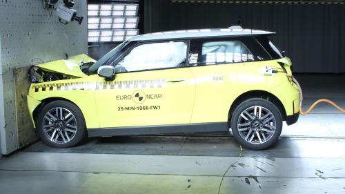 mini cooper e crash test