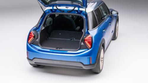 mini cooper 2024 5 doors 15