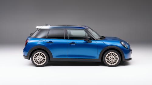mini cooper 2024 5 doors 2