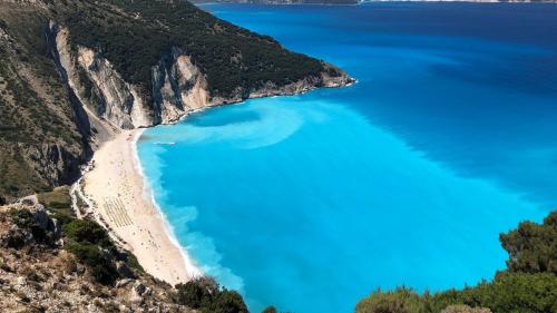 μυρτος κεφαλονια παραλία