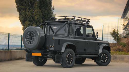 monarch defender b