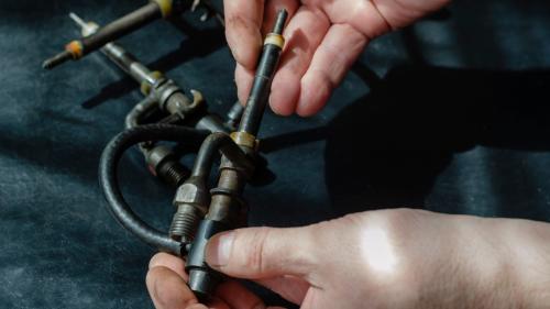 fuel injector