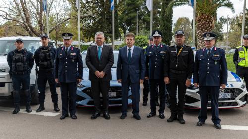 περιπολικά ελληνικής αστυνομίας