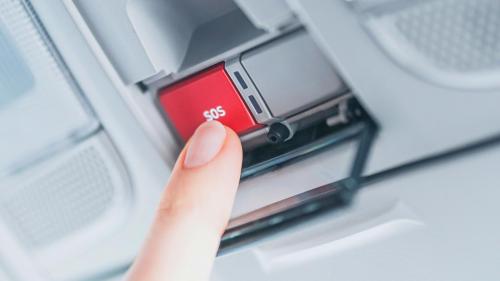 Η λειτουργία του bCall δεν απέχει πολύ από εκείνη του συστήματος κλήσης έκτακτης ανάγκης eCall