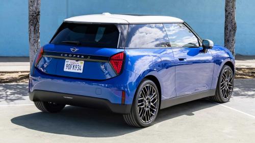 Νέο MINI Hatch