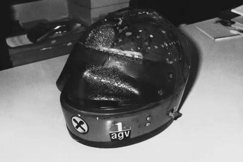 Η κατάσταση του κράνους του Niki Lauda αμέσως μετά το ατύχημά του στο Nurburgring το 1976