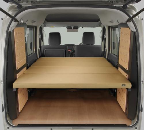 nissan camper van b