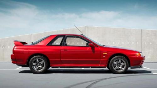 nissan skyline b