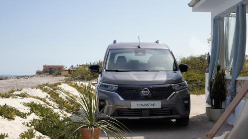 nissan townstar combi