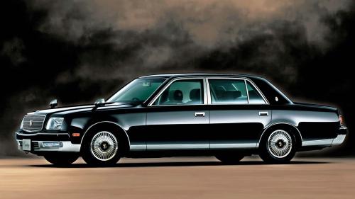 To Toyota Century στο οποίο βασίζεται η αυτοκρατορική λιμουζίνα