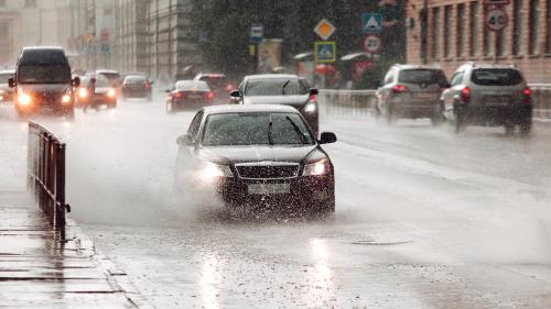 Οδήγηση στη βροχή με 4κίνηση, ασφάλεια 4X4