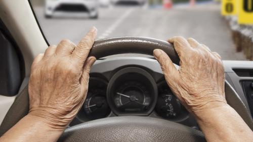 μεγαλύτεροι σε ηλικία οδηγοί