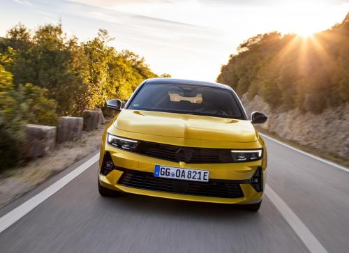 opel astra