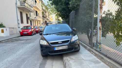 παράνομη στάθμευση