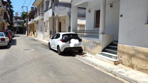 πρόστιμα κοκ parking σε πεζοδρόμιο