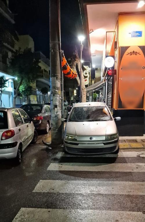 παρκάρισμα στα Μανιάτικα