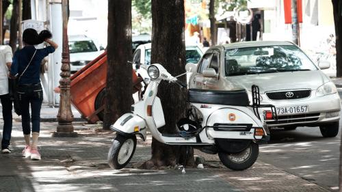 τέλους στάθμευσης στα πεζοδρόμια μοτοσικλέτες