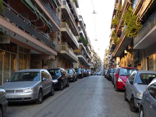 στάθμευση αυτοκινήτων στην Αθήνα