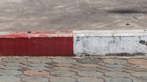 parking-sidewalk-3