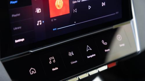 Νέο Peugeot 308: 8 τεχνολογικά διαμάντια που κάνουν τη ζωή πιο εύκολη