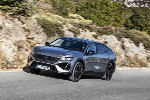 Peugeot 408 1.2 Hybrid 136 PS