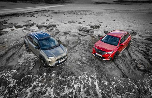 Toyota Yaris Cross Peugeot 2008