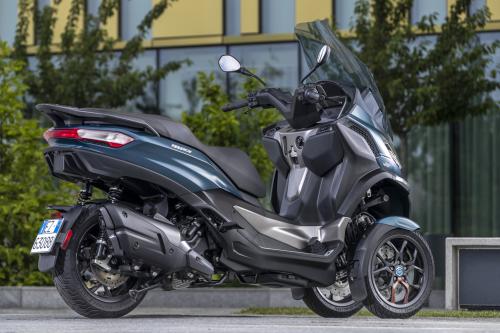 Δοκιμή Piaggio MP3 530 HPE Exclusive carandmotor.gr