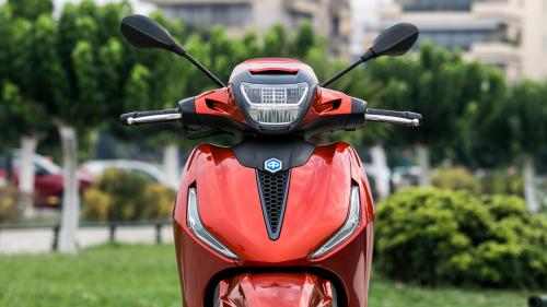 Δοκιμή Piaggio Beverly 300 HPE carandmotor.gr 2021